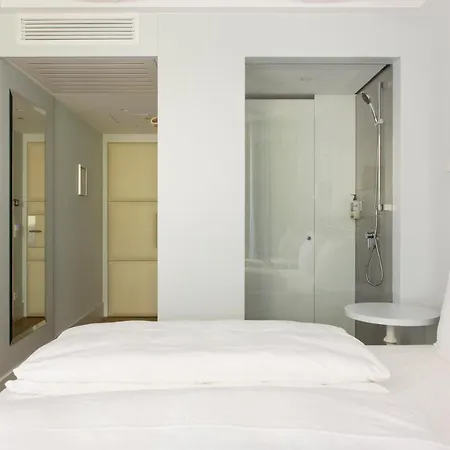 Otel Jugend- Und Augustin Münih