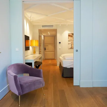 Jugend- Und Augustin Otel Münih