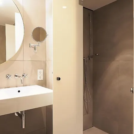 Jugend- Und Augustin Hotel Munich