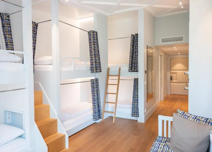 Jugend- Und Augustin 4*